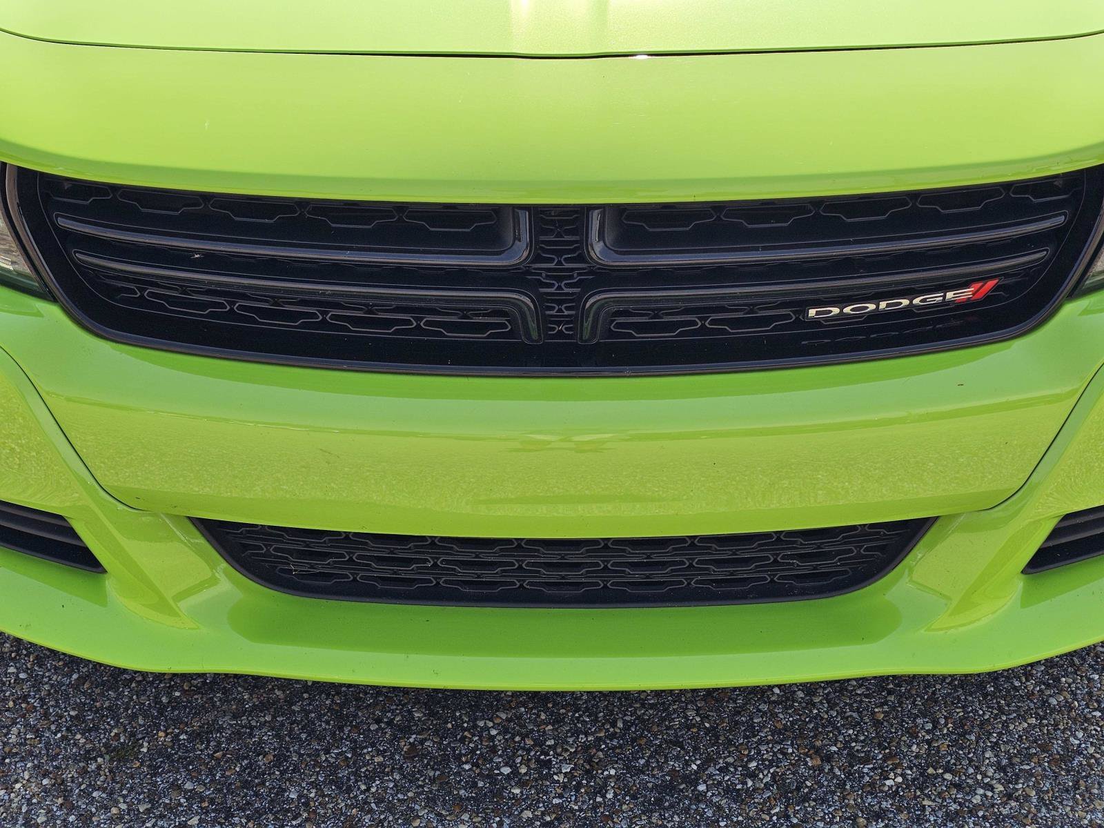 Used 2023 Sublime Metallic Clearcoat Dodge SXT image 3