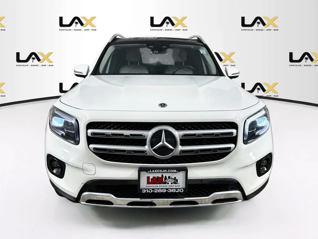 Used 2022 White Mercedes-Benz GLB 250 image 2