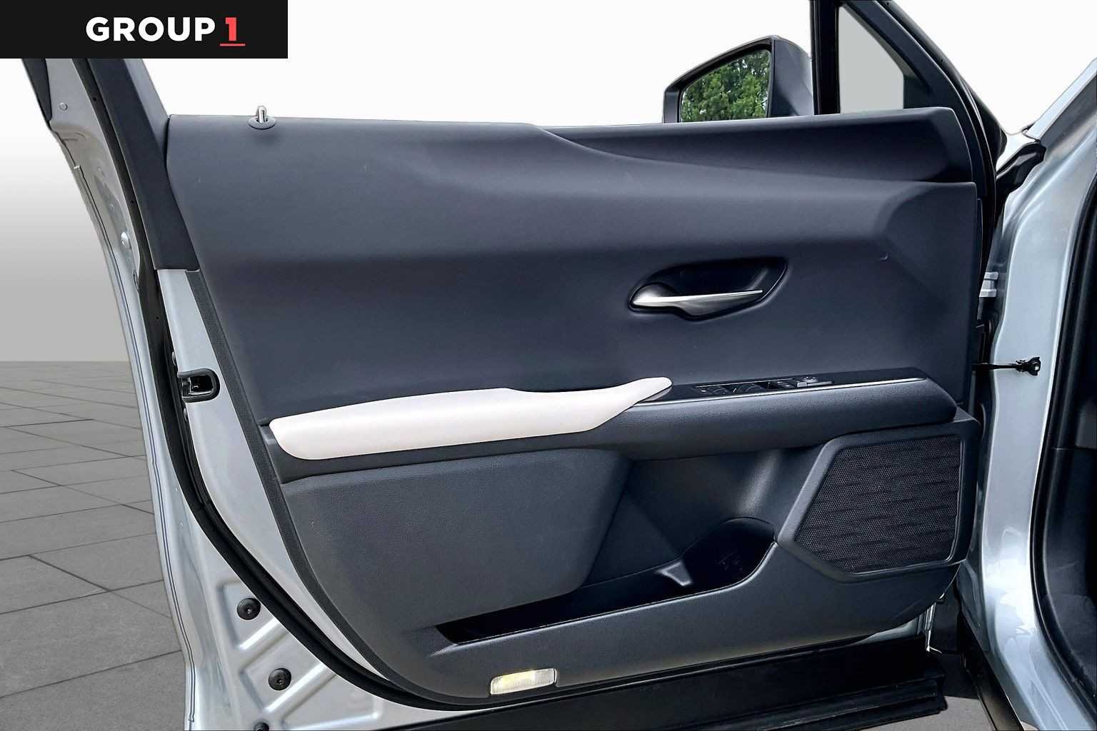 Certified Used 2025 Iridium Lexus Premium image 19