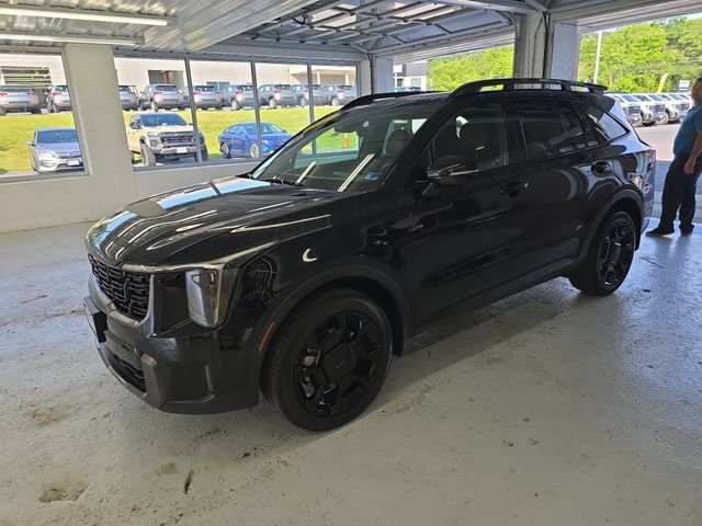 Used 2025 Black Kia X-Line SX Prestige image 2