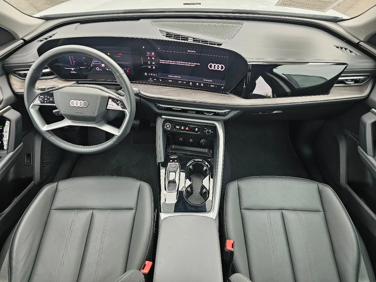 Used 2025 White Audi 2.0T Premium image 4
