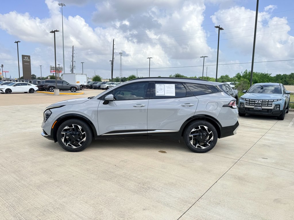 Used 2023 Wolf Gray Kia SX-Prestige image 10