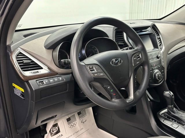 Used 2017 Night Sky Pearl Hyundai SE image 14