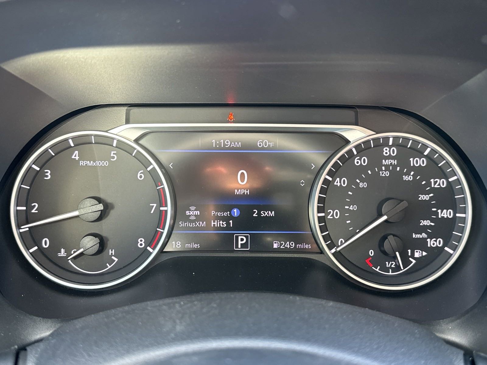 2025 Nissan Sentra SR - Photo 25