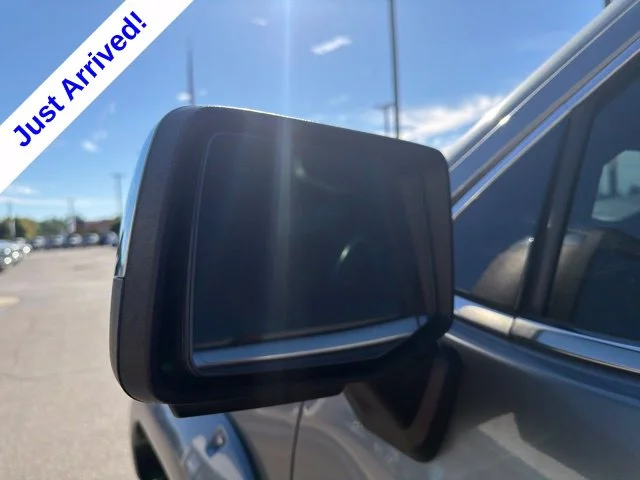 Used 2022 Gray GMC Denali image 15
