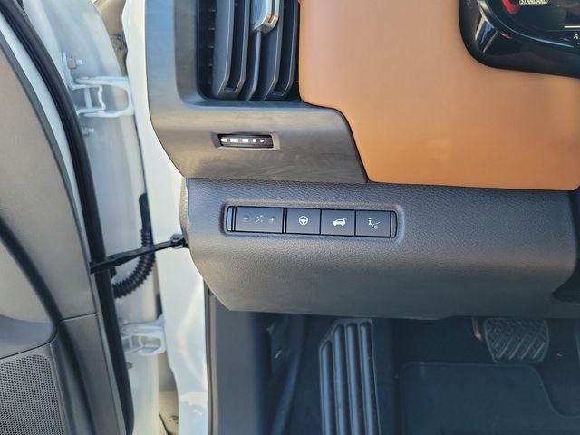 New 2026 Nissan Pathfinder Platinum