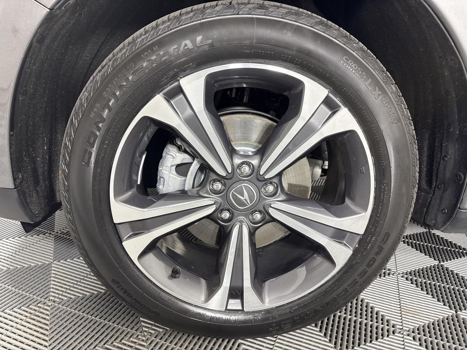 Used 2024 Liquid Carbon Metallic Acura w/Advance Package image 4