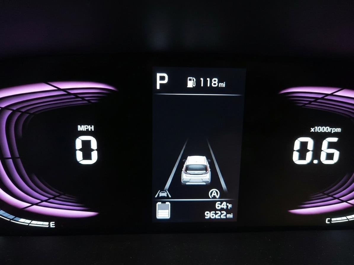 Used 2025 Gravity Gray Kia LX image 9