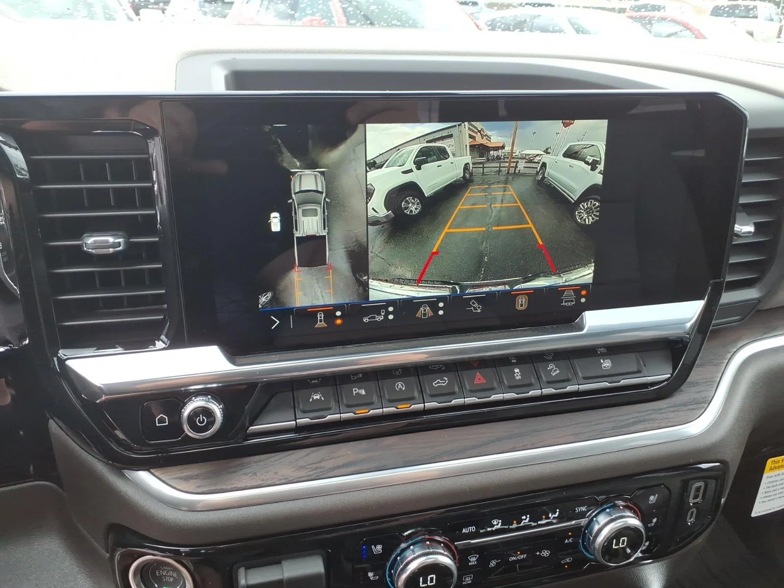 2026 GMC Sierra 1500 SLT - Photo 12