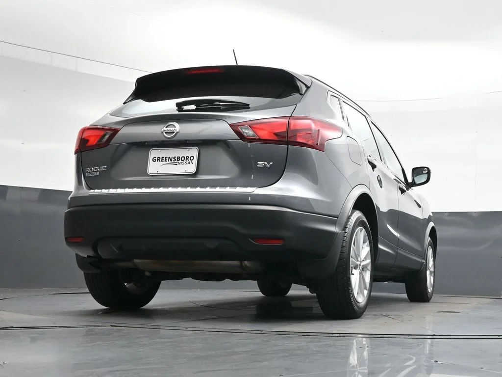 Used 2017 Gray Nissan SV image 41