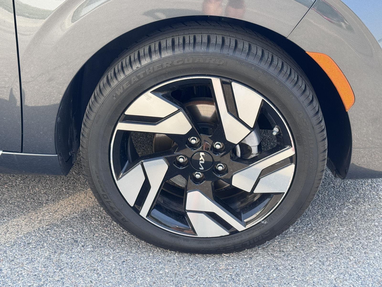 Used 2023 Gravity Gray Kia GT-Line image 16
