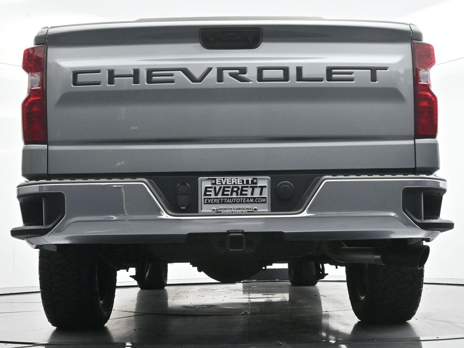 Used 2025 Sterling Gray Metallic Chevrolet LT image 51