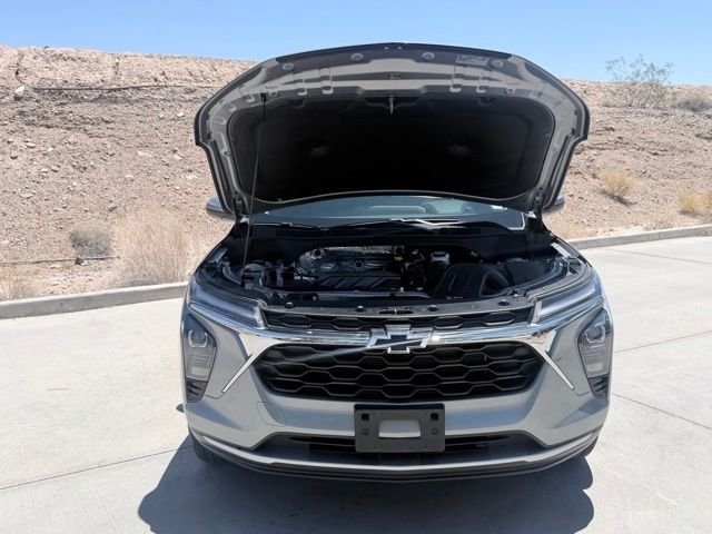 2025 Chevrolet Trax LT - Photo 34
