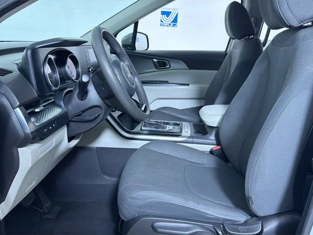 Used 2022 CERAMIC SILVER Kia LX image 18