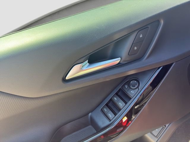 2026 Chevrolet Equinox LT - Photo 11