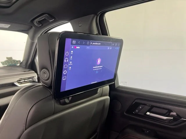 2025 GMC Yukon AT4 Ultimate - Photo 34