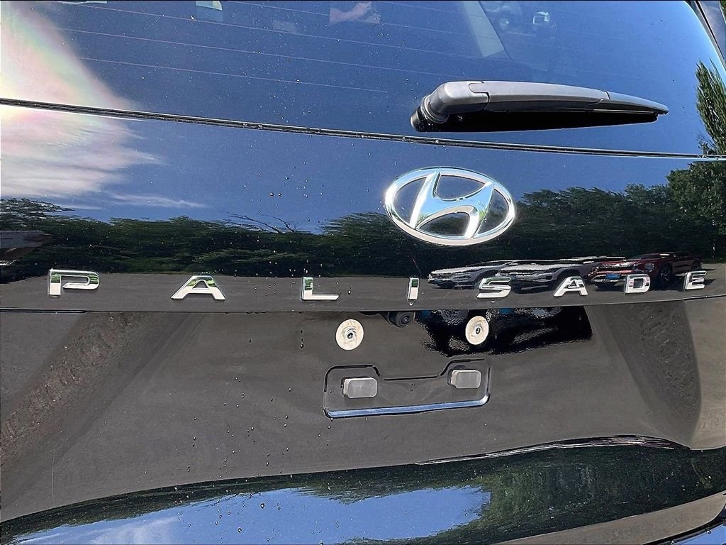 Used 2023 Black Hyundai SEL image 30