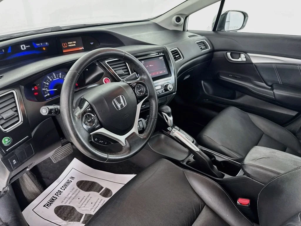 Used 2014 White Honda EX-L image 10