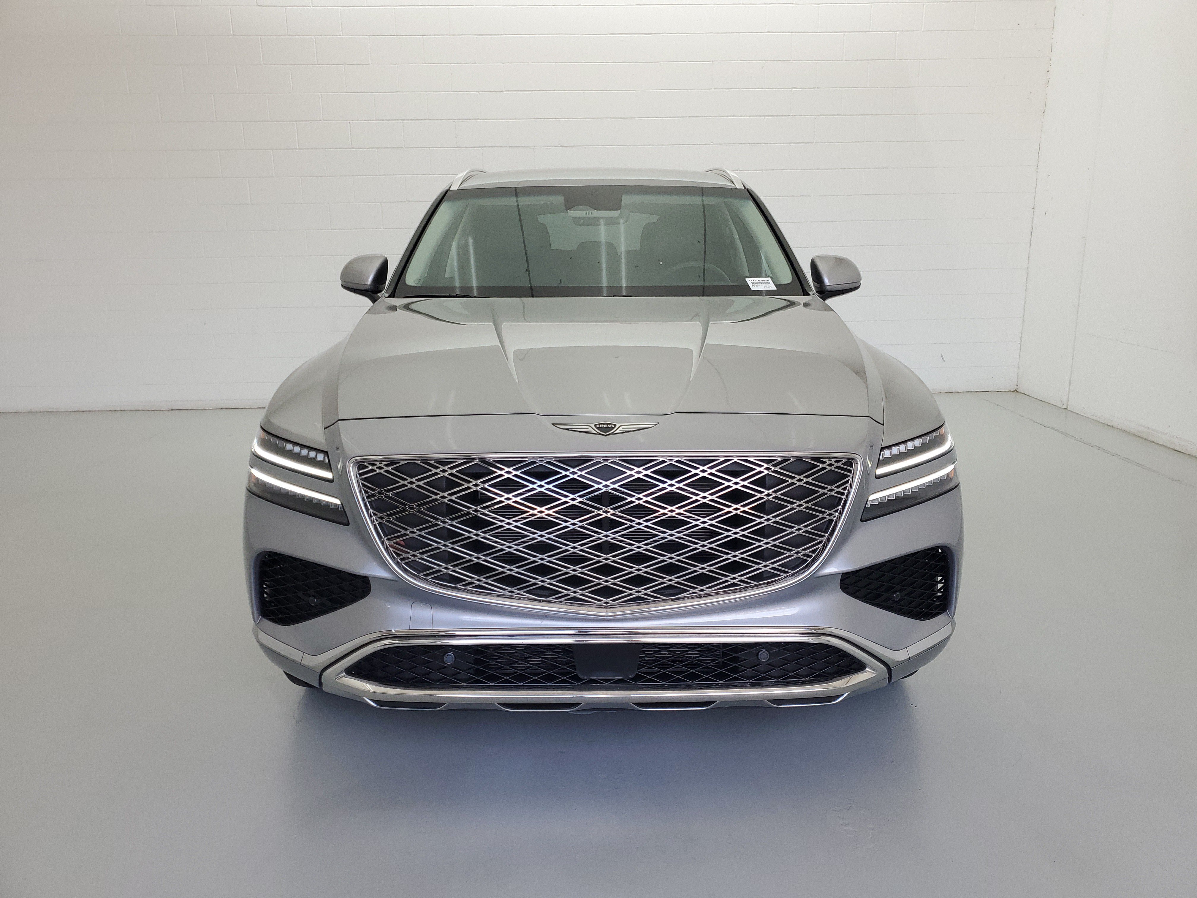 Used 2025 Savile Silver Genesis 2.5T image 3