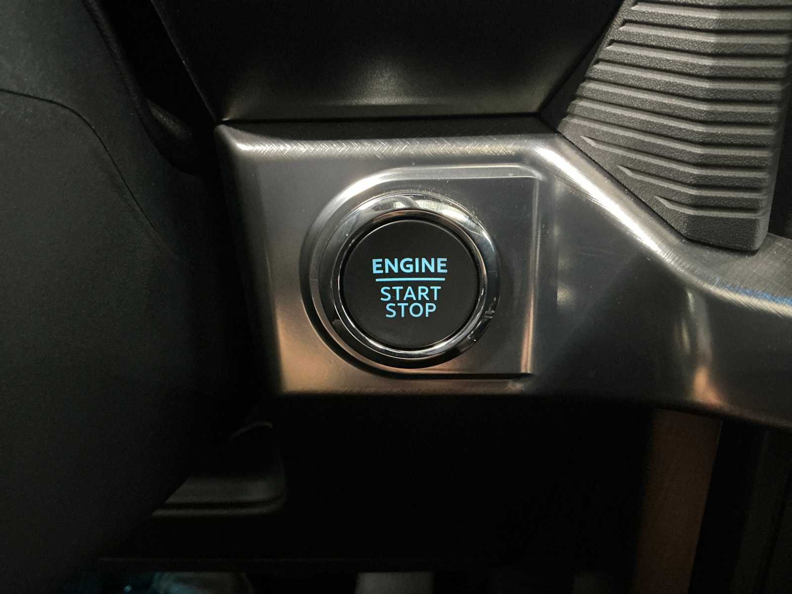 Used 2025 Antimatter Blue/Marsh Gray Ford King Ranch image 17