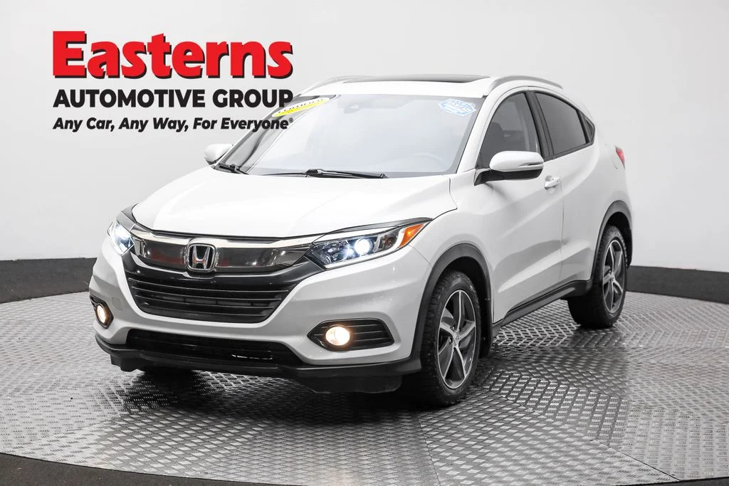 Used 2021 White Honda EX image 1