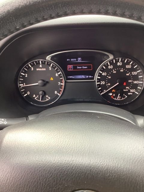 Used 2018 Midnight Pine Nissan Platinum image 30