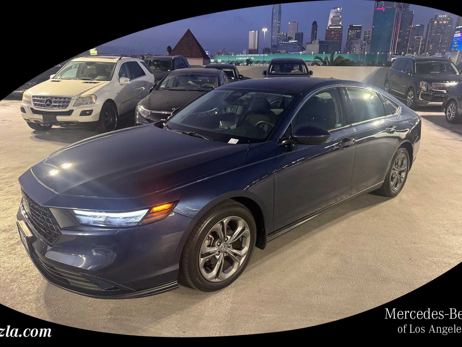 Used 2024 Canyon River Blue Metallic Honda EX image 1