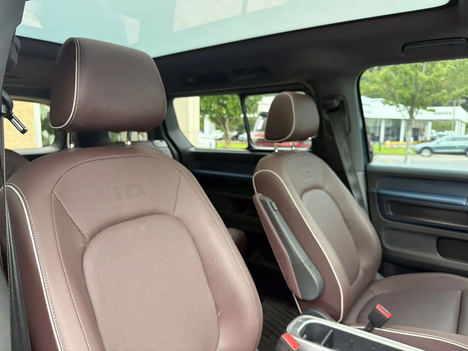 Used 2025 Blue Charcoal Volkswagen Pro S Plus image 6