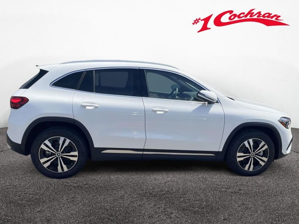 New 2026 Polar White Mercedes-Benz GLA 250 image 6