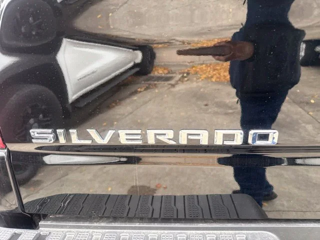 Used 2019 Black Chevrolet LT Trail Boss image 6