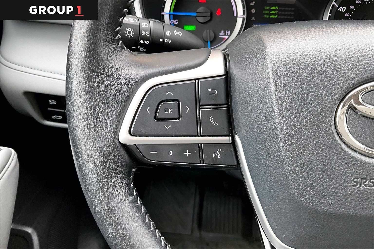 2025 Toyota Highlander XLE - Photo 24