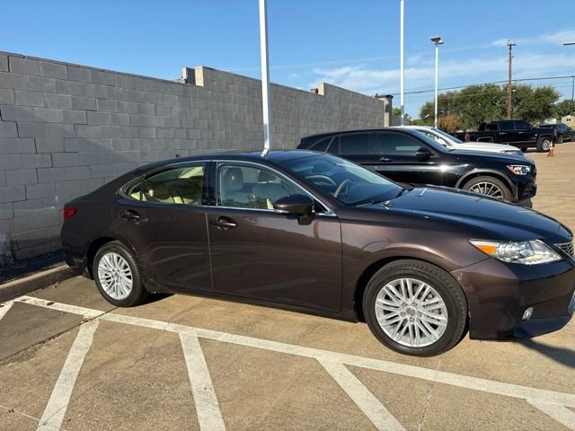 2014 Lexus ES
