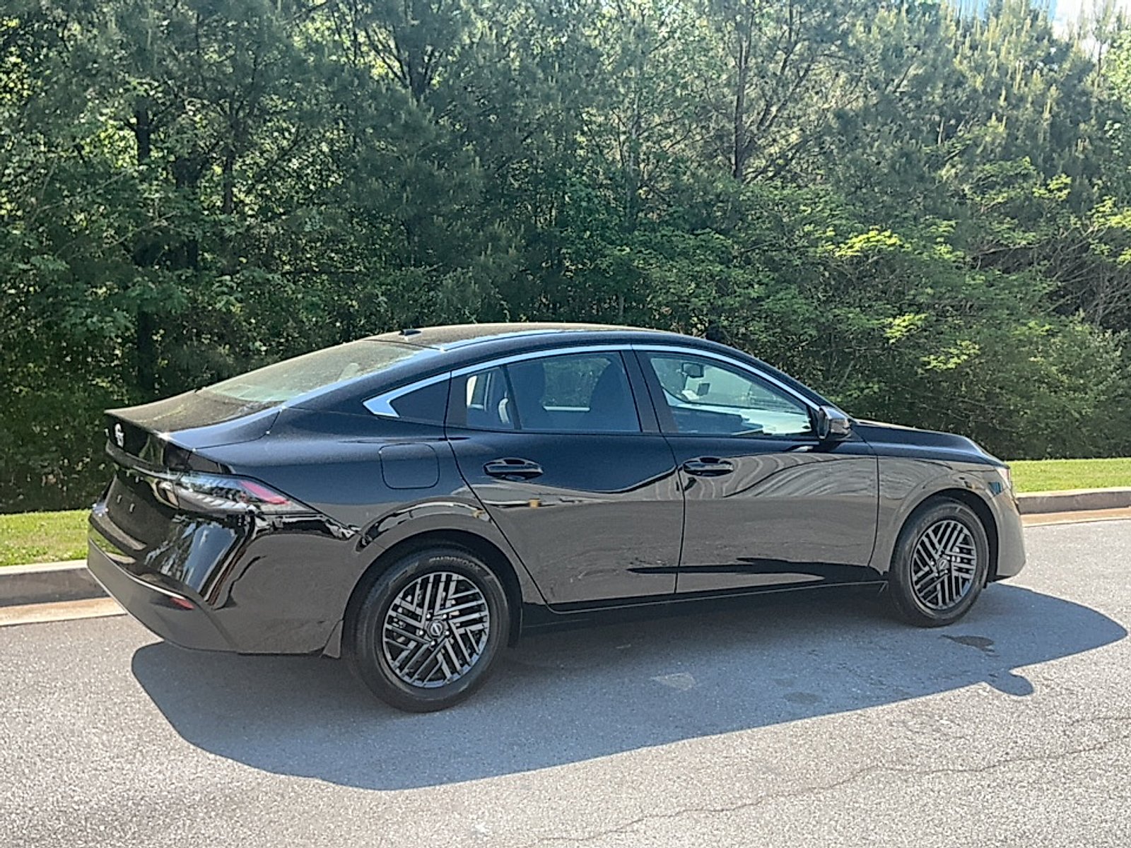 New 2026 Super Black Nissan SV image 2