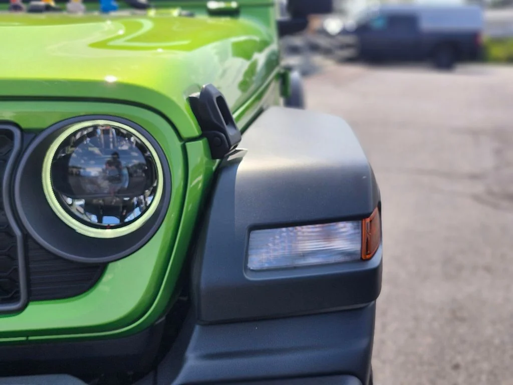 New 2026 Mojito Clearcoat Jeep Sport S image 10