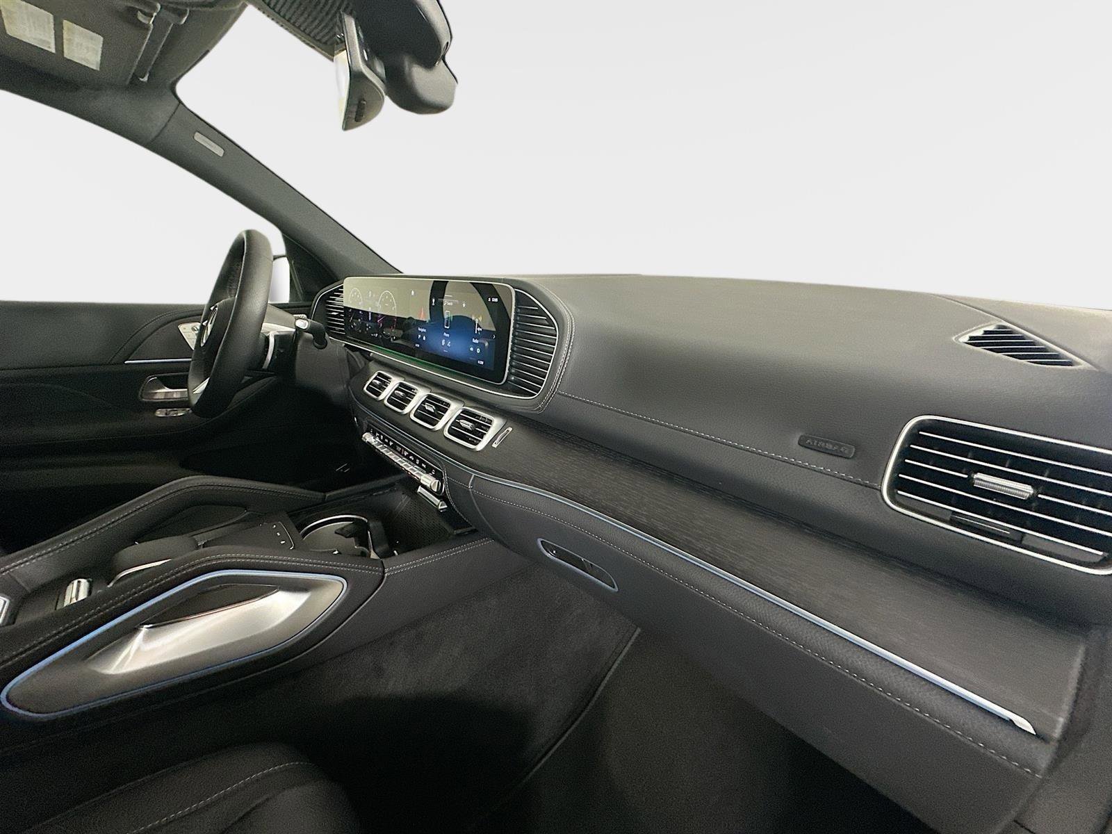 Used 2026 Black Mercedes-Benz GLS 580 image 47