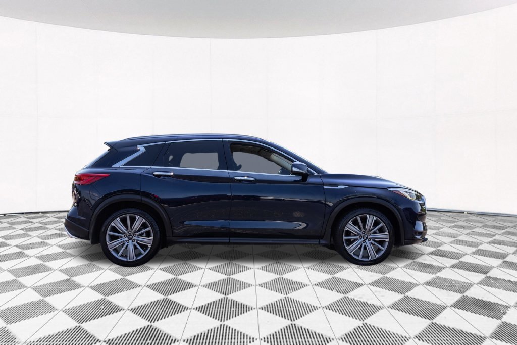 Used 2021 Blue INFINITI Sensory image 11