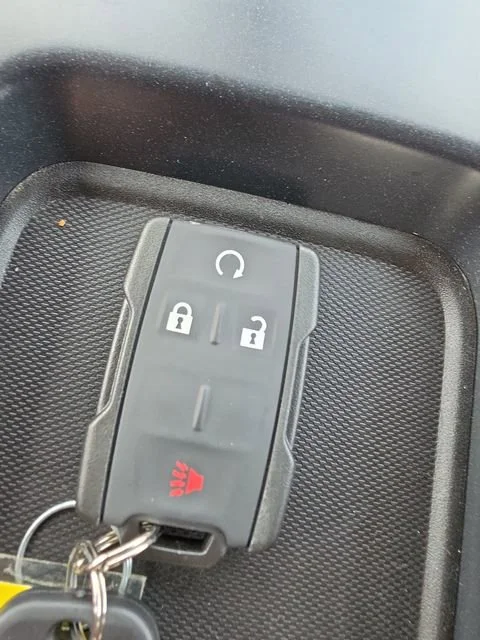 Used 2018 RED HOT Chevrolet LT image 34