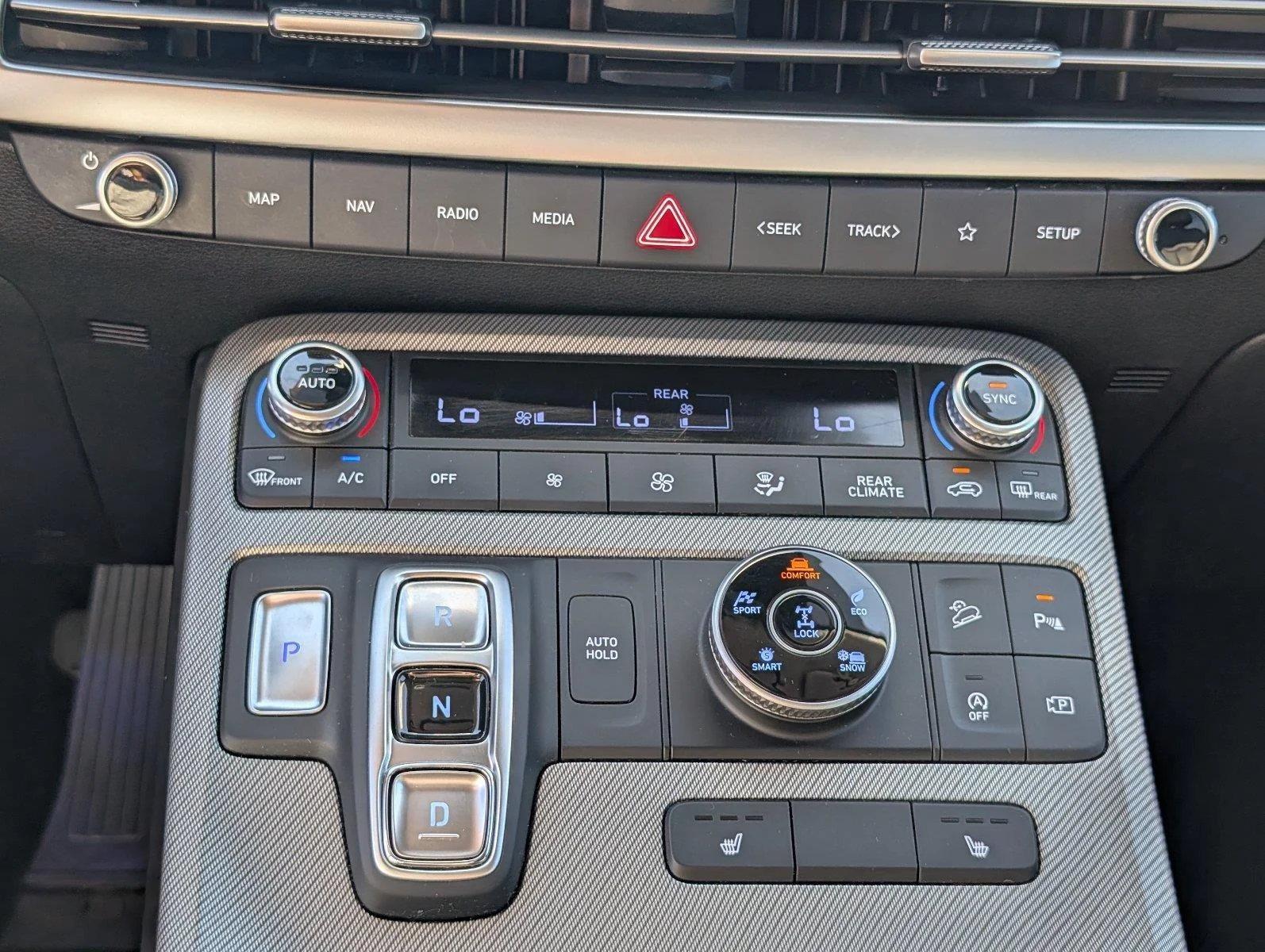 Used 2025 Abyss Black Pearl Hyundai SEL image 24
