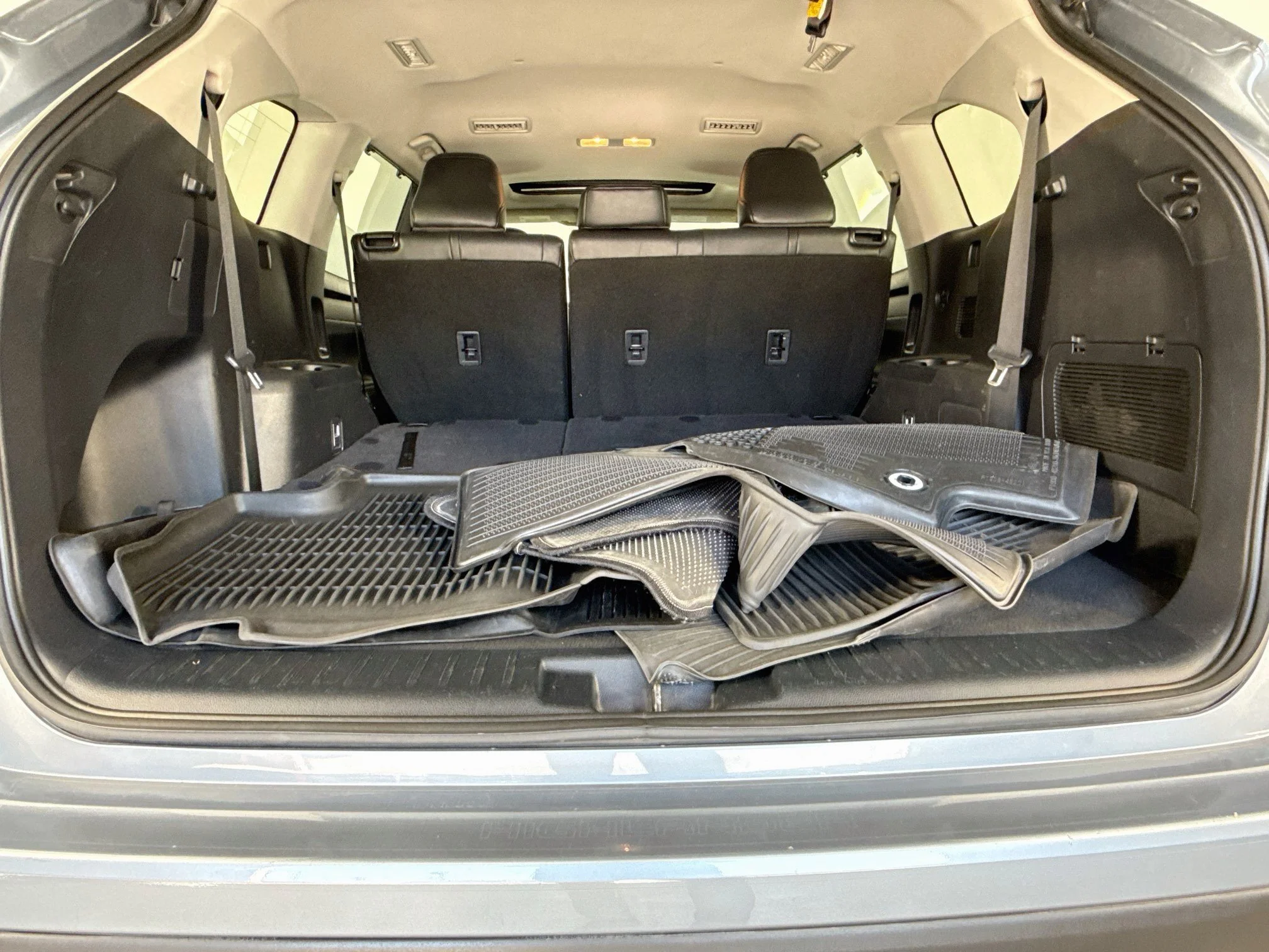 Used 2023 Gray Toyota L image 28