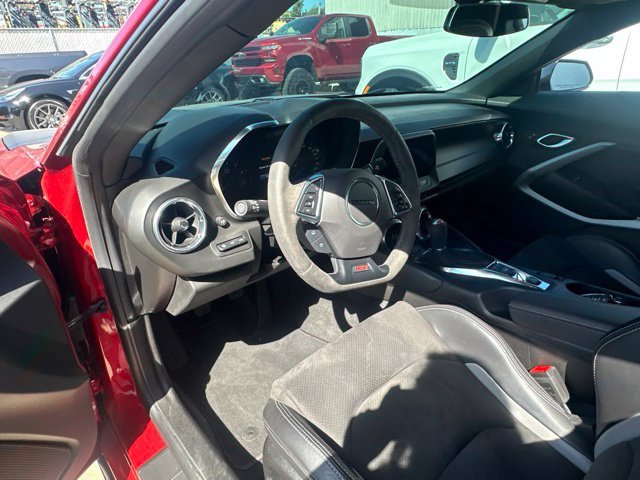 Used 2019 Red Chevrolet SS image 9