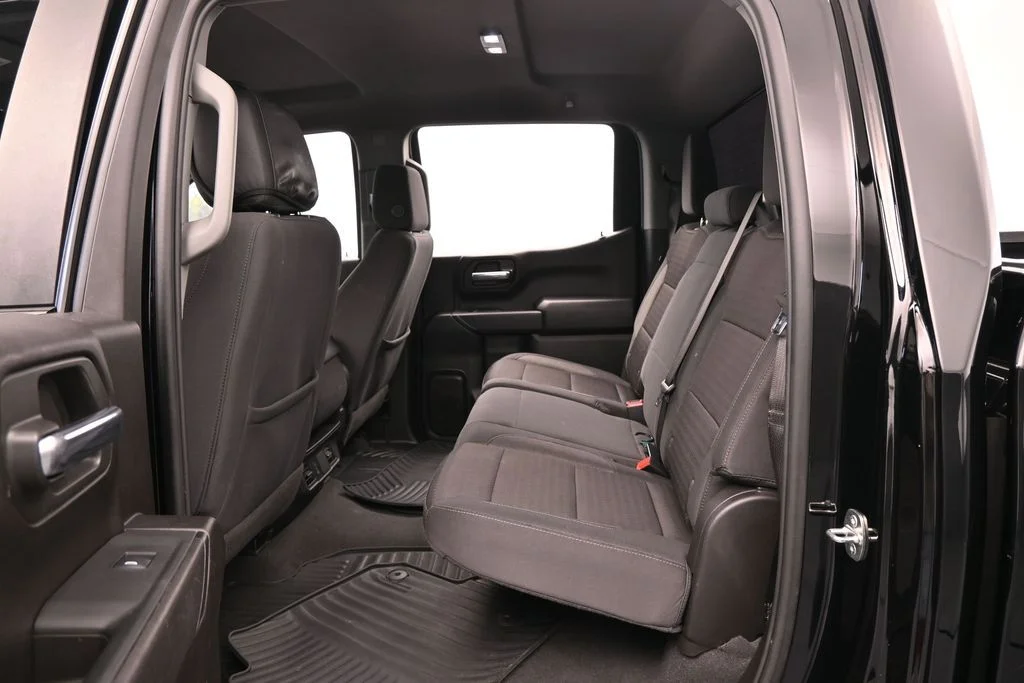 Used 2024 Black Chevrolet Custom image 27