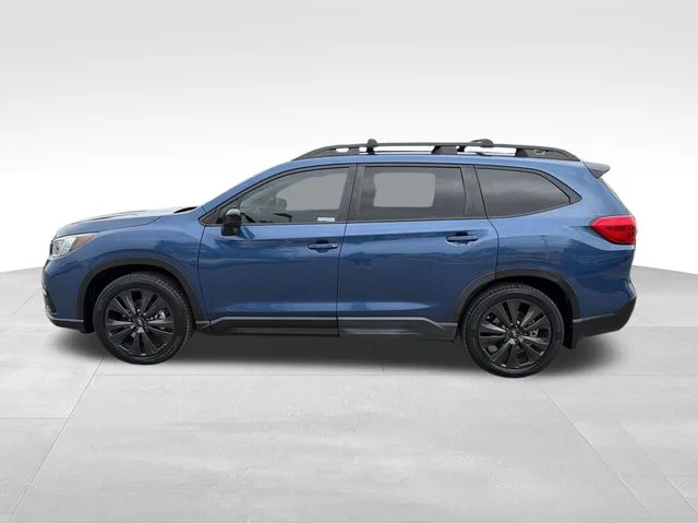 Used 2022 Blue Subaru Onyx Edition image 4