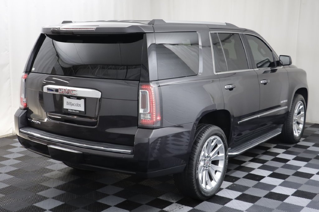 Used 2017 Silver GMC Denali image 23