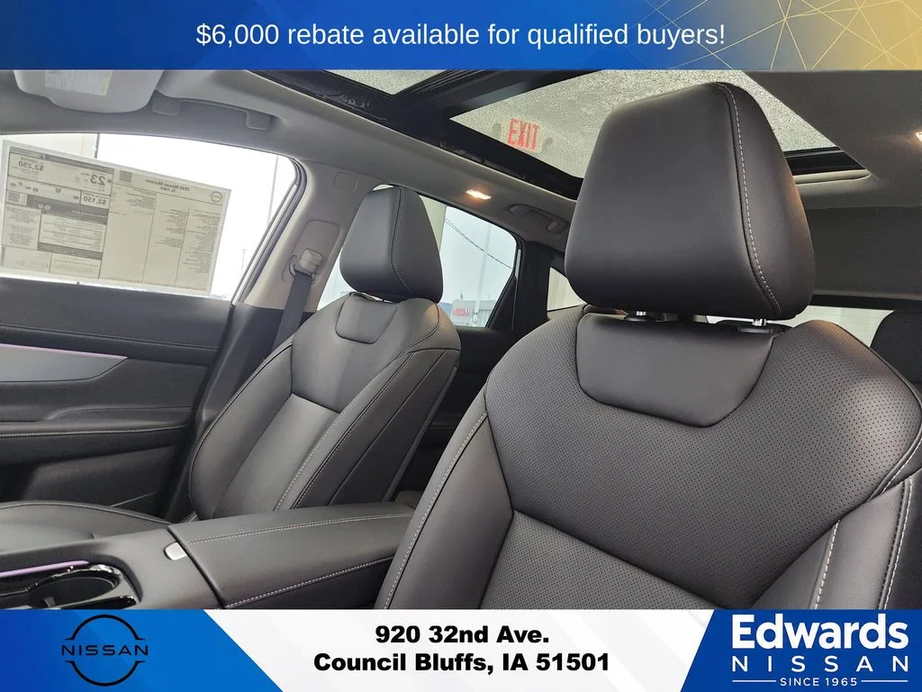 New 2026 Everest White Pearl TriCoat Nissan SL image 22