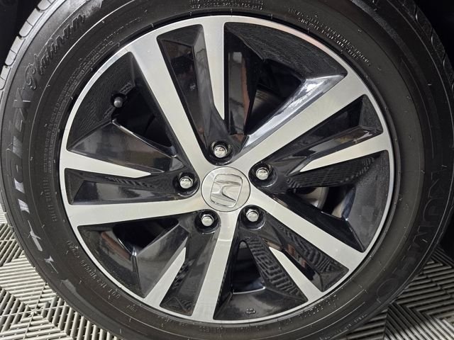 Used 2023 Meteorite Gray Metallic Honda LX image 2