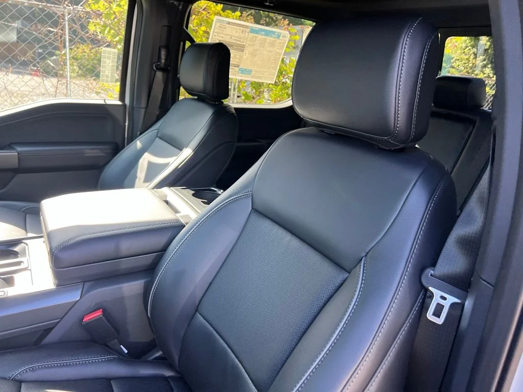 New 2026 Oxford White Ford Lariat® image 10