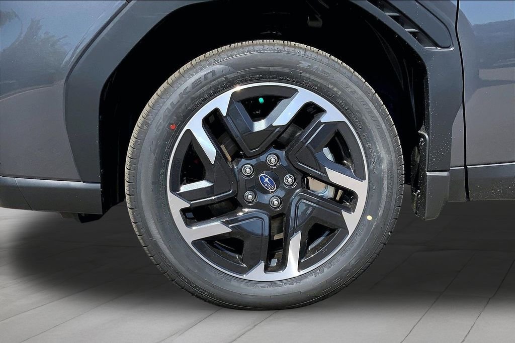 New 2026 MAGNETITE GRAY METALLIC Subaru Limited Hybrid image 13