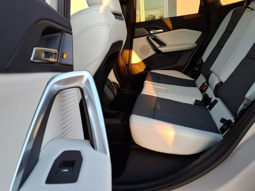 New 2027 Dune Grey Metallic BMW xDrive28i image 5