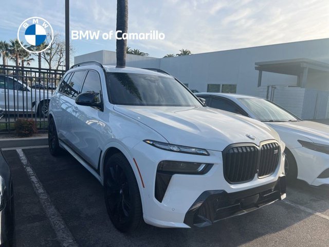 2024 BMW X7 M60i's photo