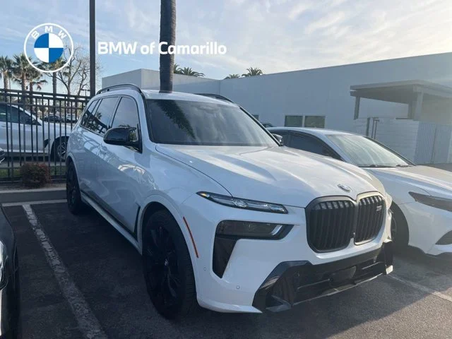 2024 BMW X7 M60i's photo